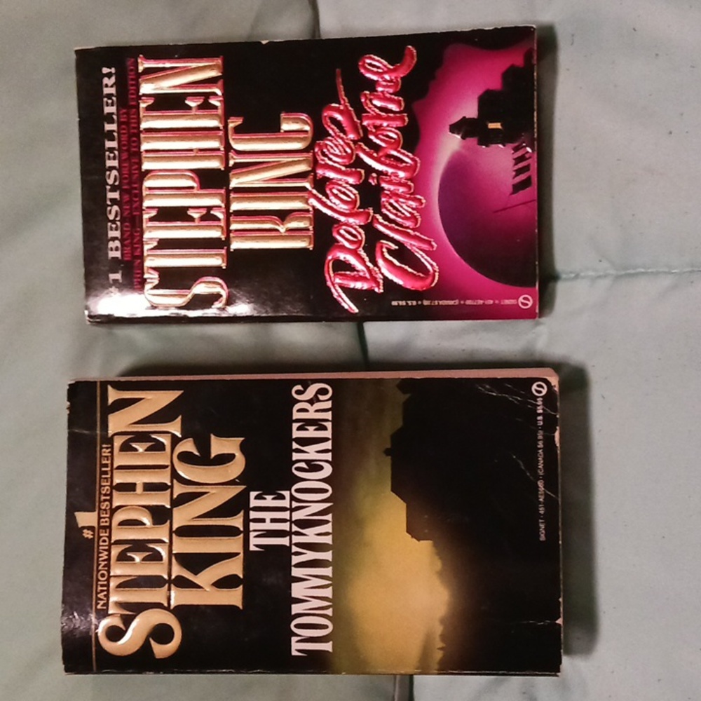 2 Stephen King books